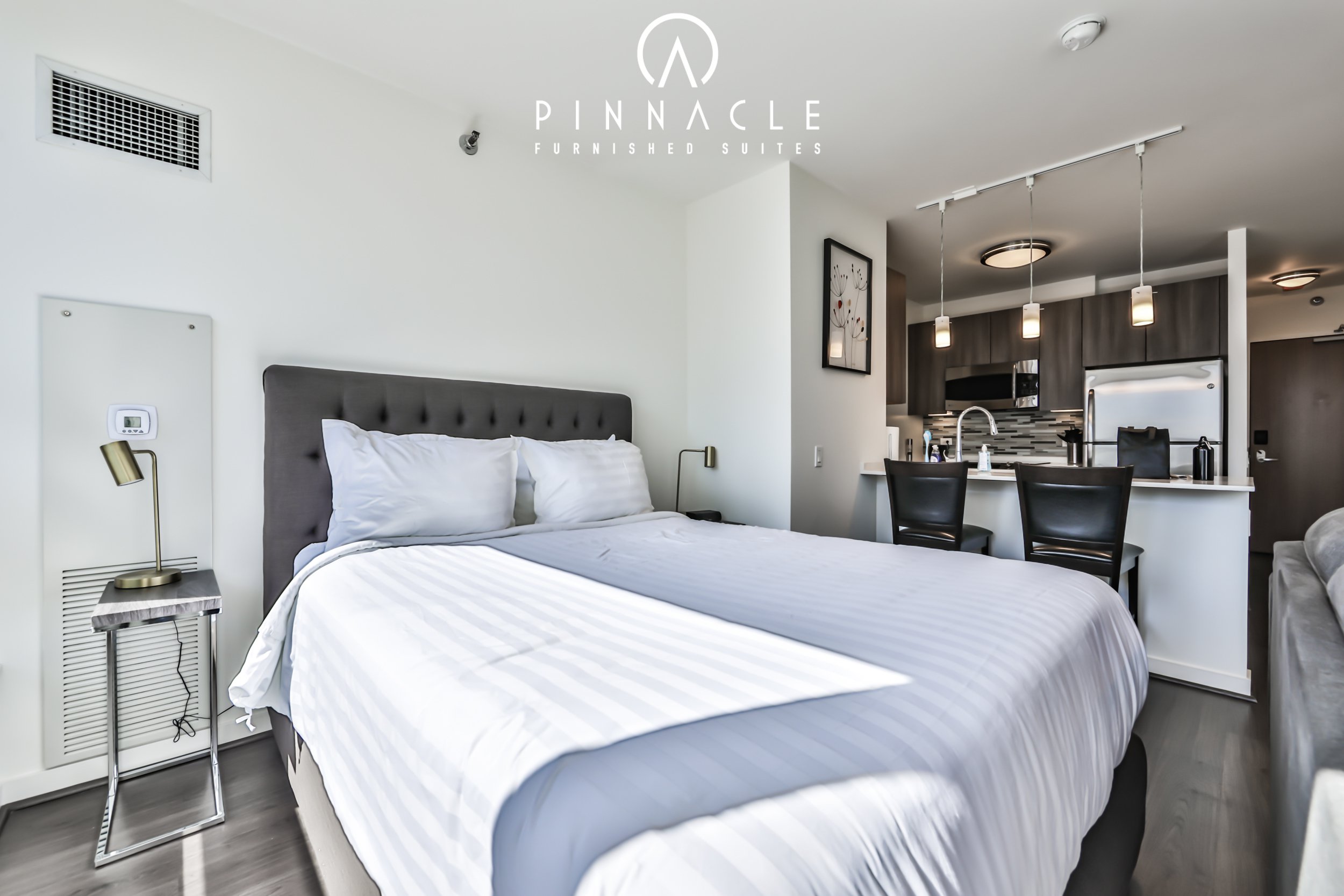 Hubbard Place Studio 02 Pinnacle Furnished Suites